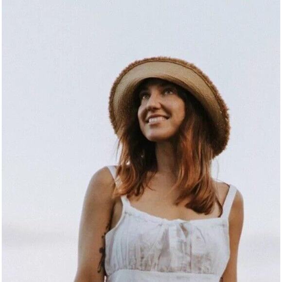 New Will + Bear Stevie Sand Raffia Straw Bucket Packable Sun Hat Vacation M NWT - Picture 2 of 4